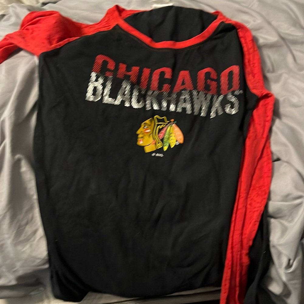 Blackhawks shirt never worn large